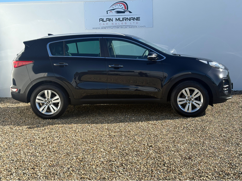2017 Kia Sportage - image 3