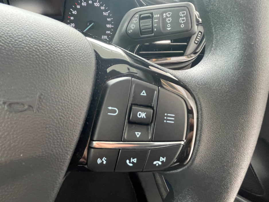 2019 Ford Fiesta - image 14