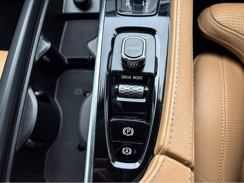 2016 Volvo XC90 2.0 Petrol hybrid VOLVO XC90 T8 INSCRIPTION €28,990