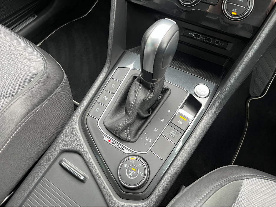 2020 Volkswagen Tiguan - image 17