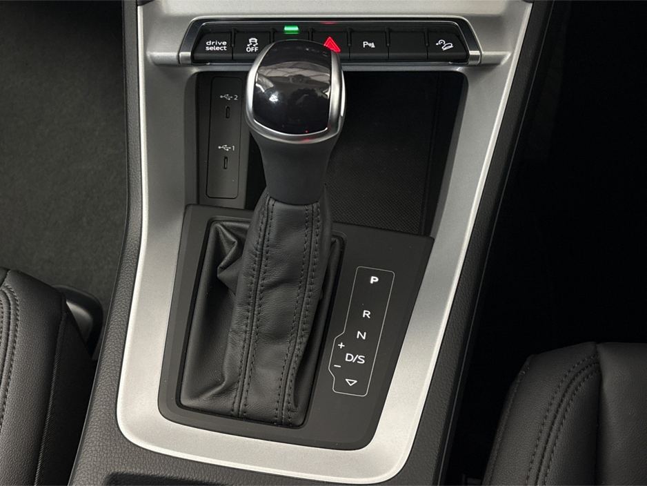 2023 Audi Q3 - image 17