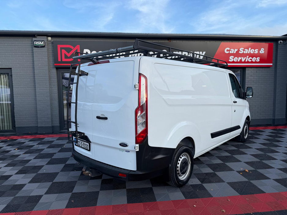 2022 Ford Transit Custom - image 14