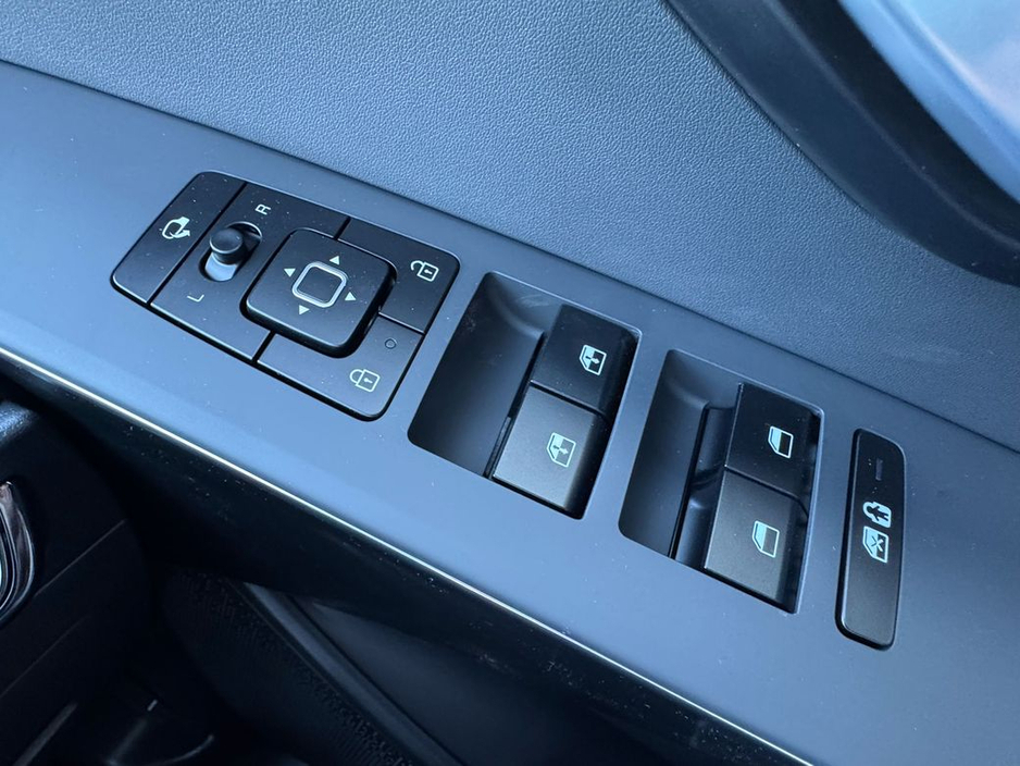 2026 Kia Niro - image 19