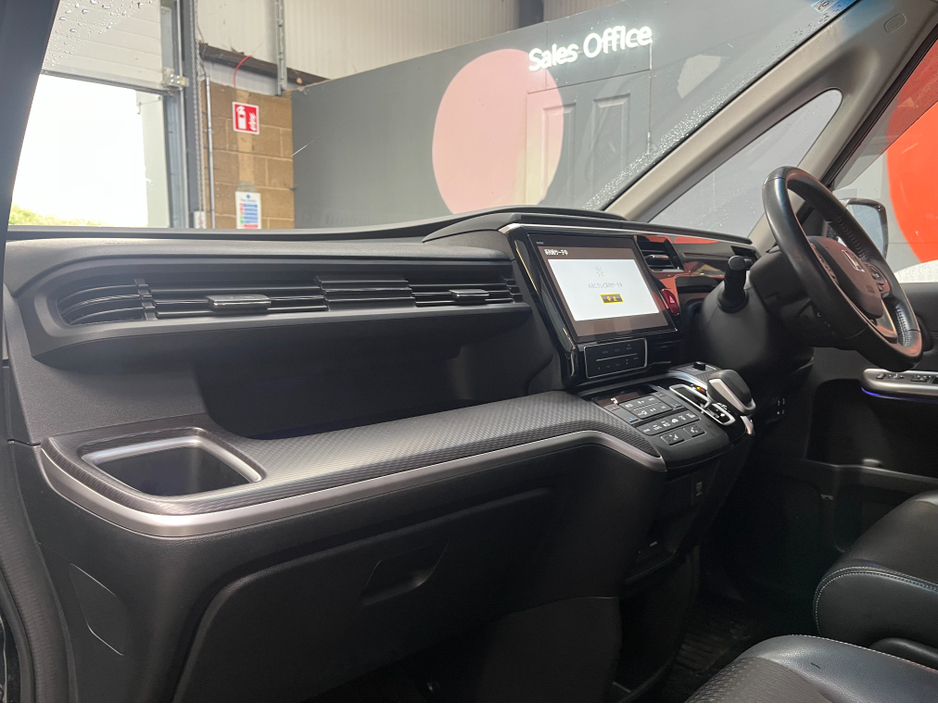 2021 Honda Stepwagon €31950 2021 HONDA STEPWAGON EHEV EX G SPADA SENSING 2.0 AUTOMATIC / CRUISE CONTROL / 360° PARKING CAMERA / 7 SEATS / AUTOMATIC DOORS €31,950