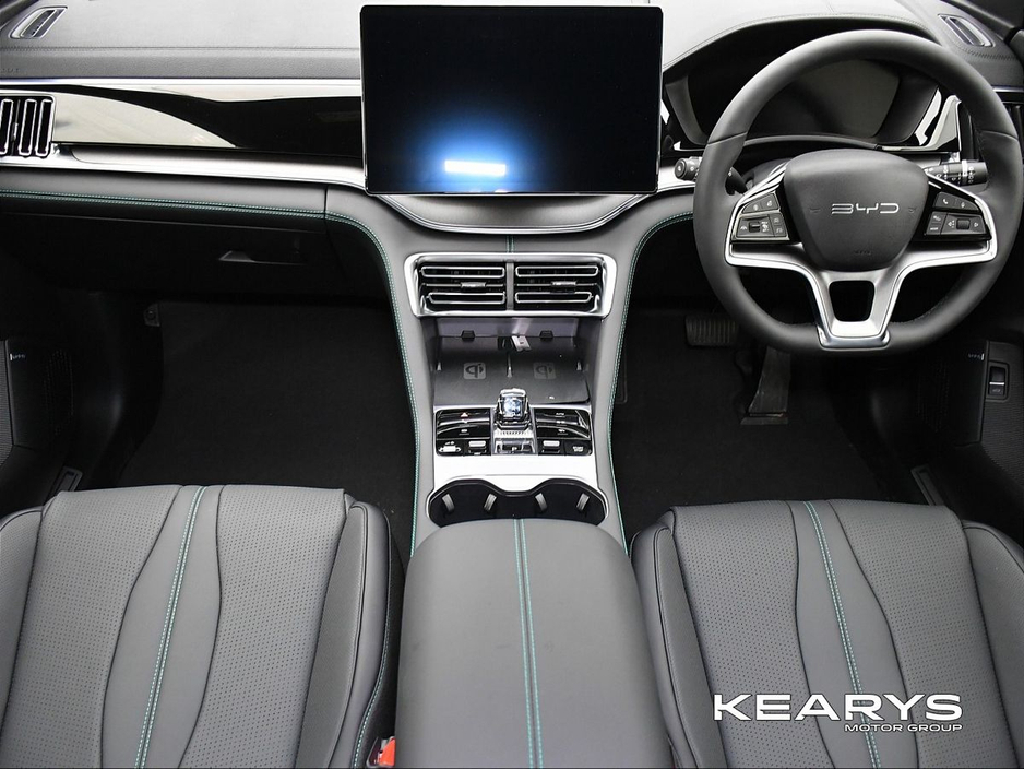 2025 BYD Seal U - image 10