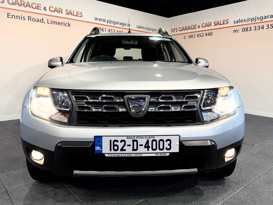 2016 Dacia Duster - image 2