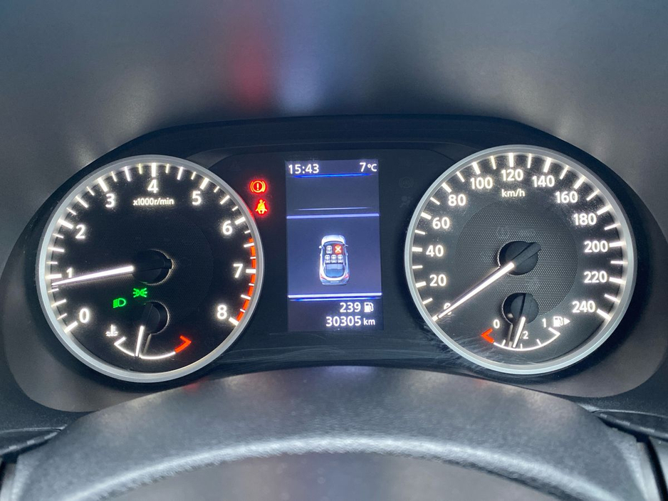 2020 Nissan Juke - image 10