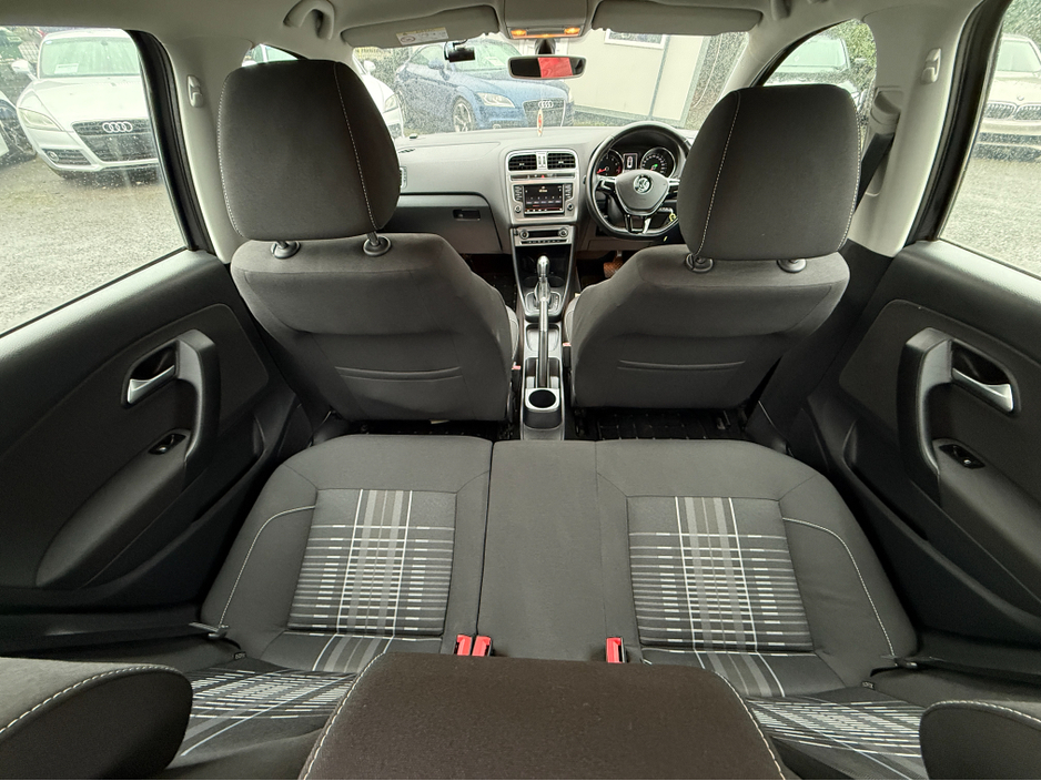 2015 Volkswagen Polo - image 6