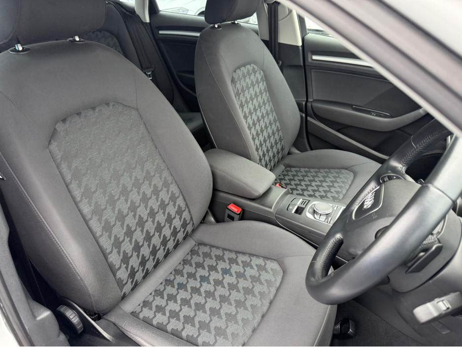 2016 Audi A3 - image 10