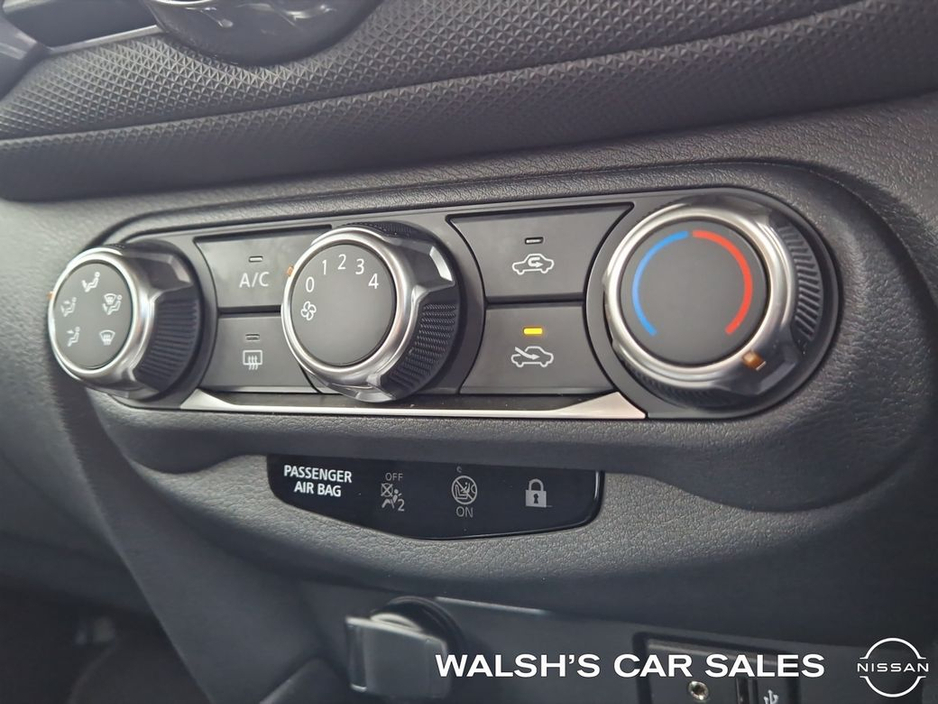 2022 Nissan Juke - image 21