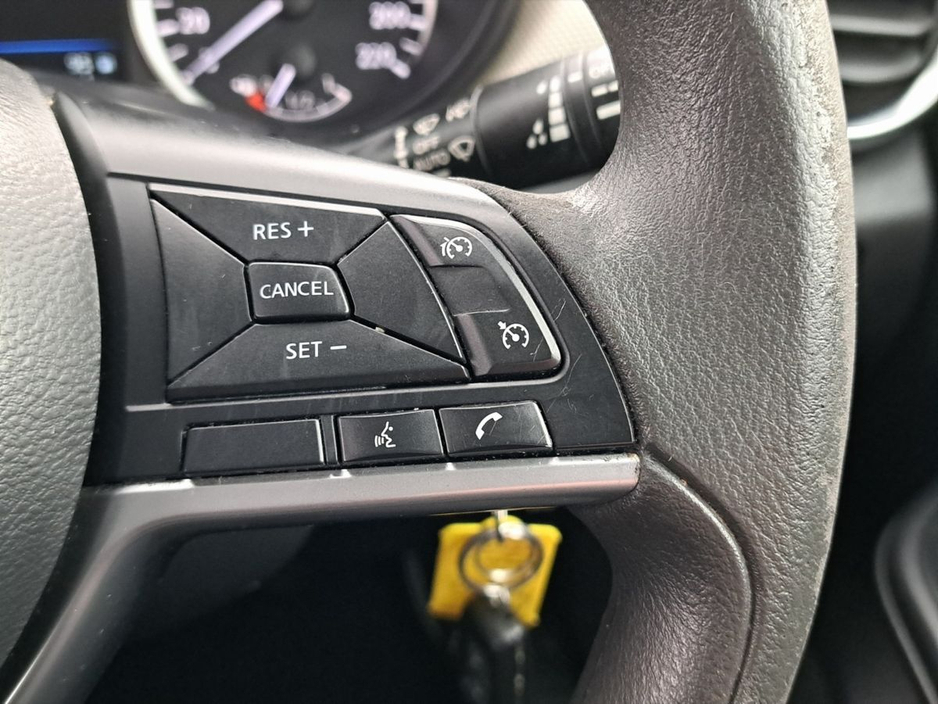 2019 Nissan Micra - image 20