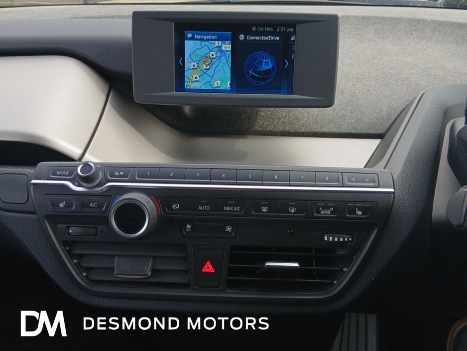 2022 BMW i3 - image 3