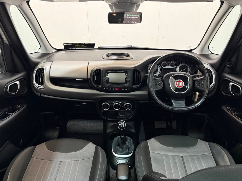 2017 Fiat 500l - image 16