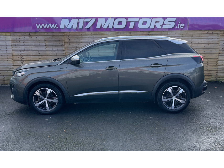 2018 Peugeot 3008 - image 3