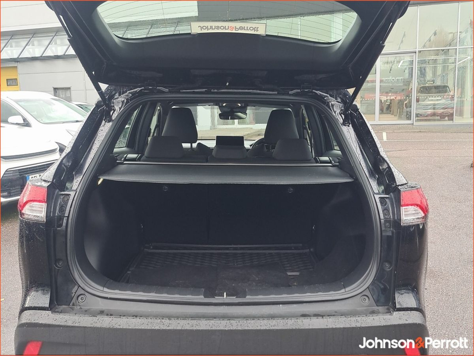 2023 Toyota Corolla 1.8 Hybrid Luna Hatchback €27,900