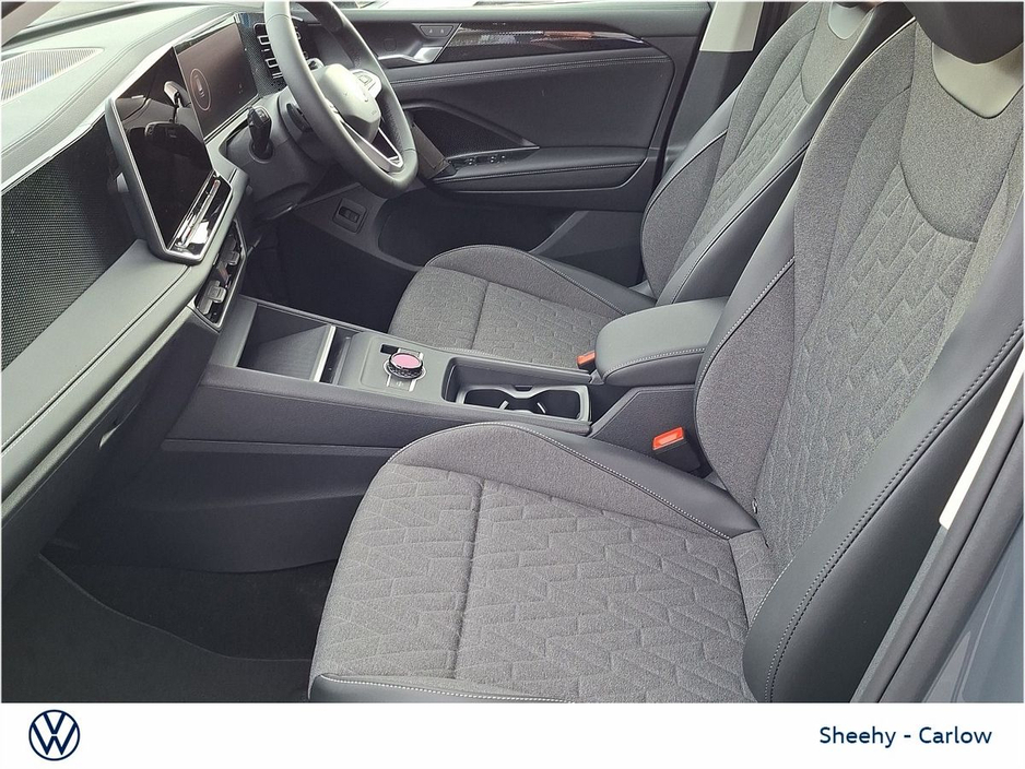 2026 Volkswagen Tiguan - image 4