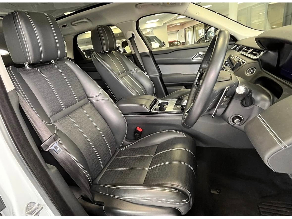 2023 Land Rover Range Rover Velar - image 7