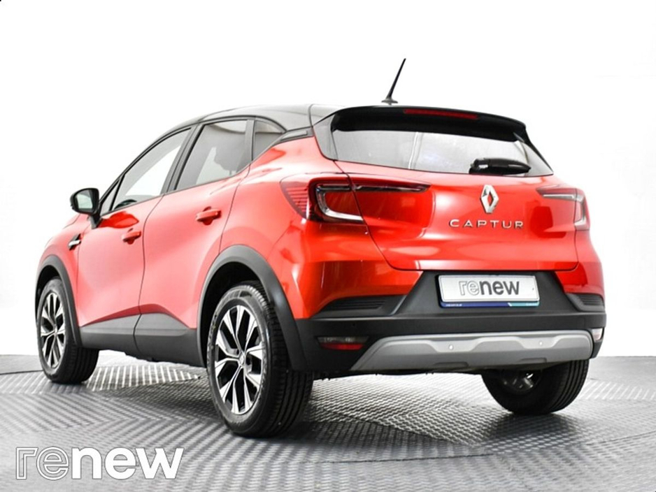 2022 Renault Captur - image 20