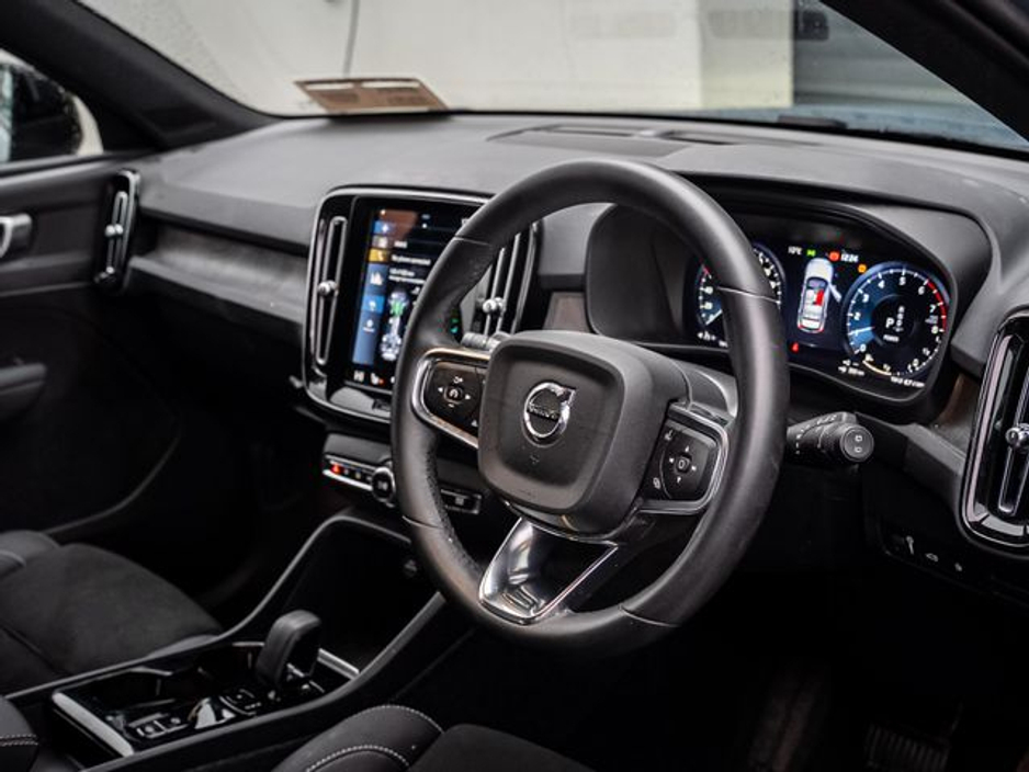 2023 Volvo XC40 RECHARGE T4 PLUS €34,450