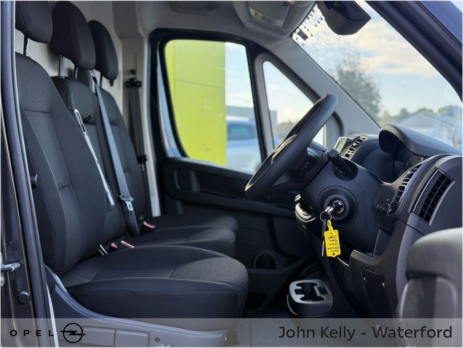 2025 Opel Movano L2 H2 €32,995