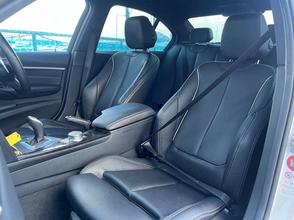 2017 BMW 3 Series 320d M-SPORT COMPETITION // FULL SERVICE HISTORY // NEW 20" M3 ALLOYS // LEATHER HEATED M-SPORT SEATS // REVERSE CAMERA €23,900