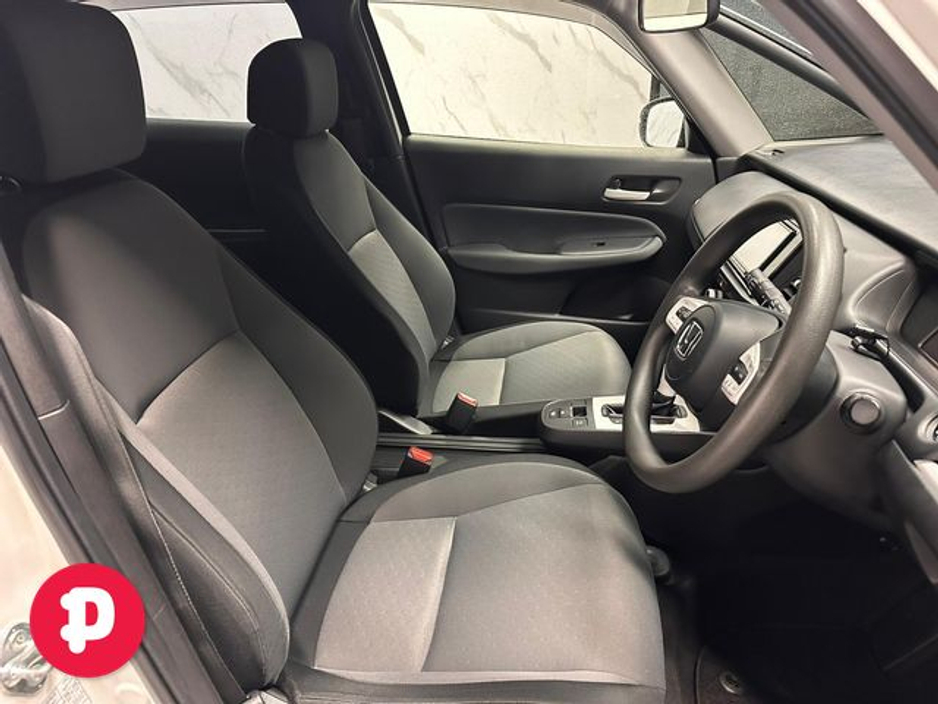 2020 Honda Fit - image 4