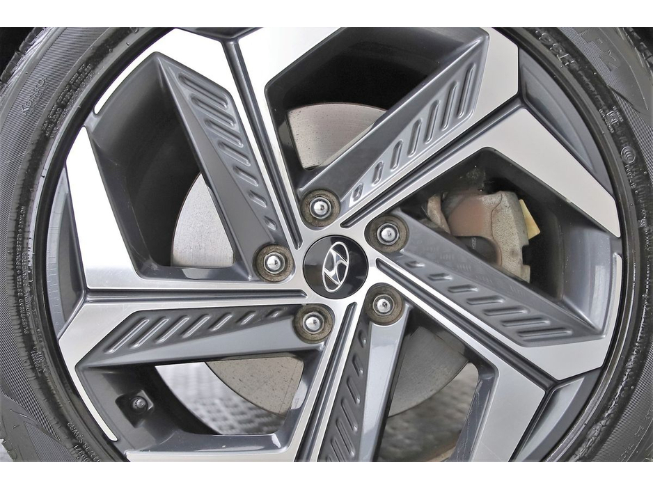 2023 Hyundai Tucson - image 13