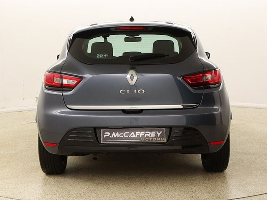 2019 Renault Clio - image 6
