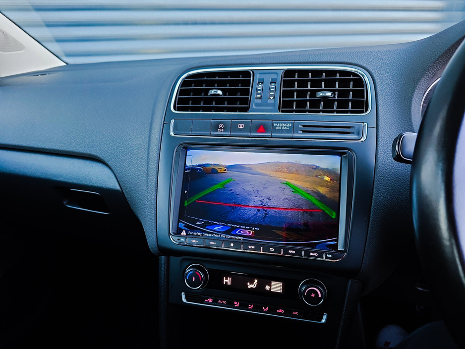 2017 Volkswagen Polo - image 10