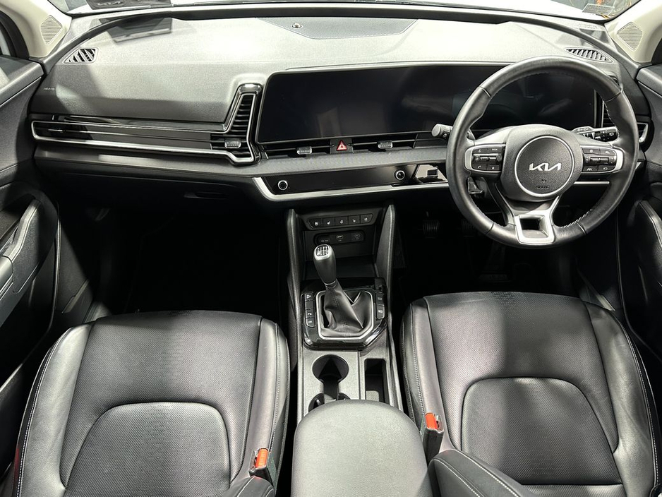 2025 Kia Sportage - image 9