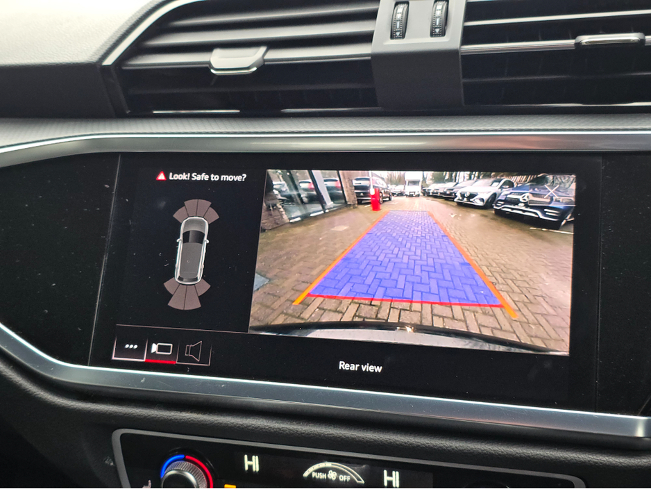 2021 Audi Q3 35 TDI 150 S-T SE AUTO. HUGE SPEC. FINANCE ARRANGED. SIMI. AA APPROVED. €24,950