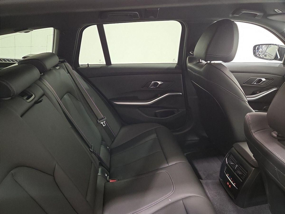 2025 BMW 3 Series 330e M Sport Touring €55,950