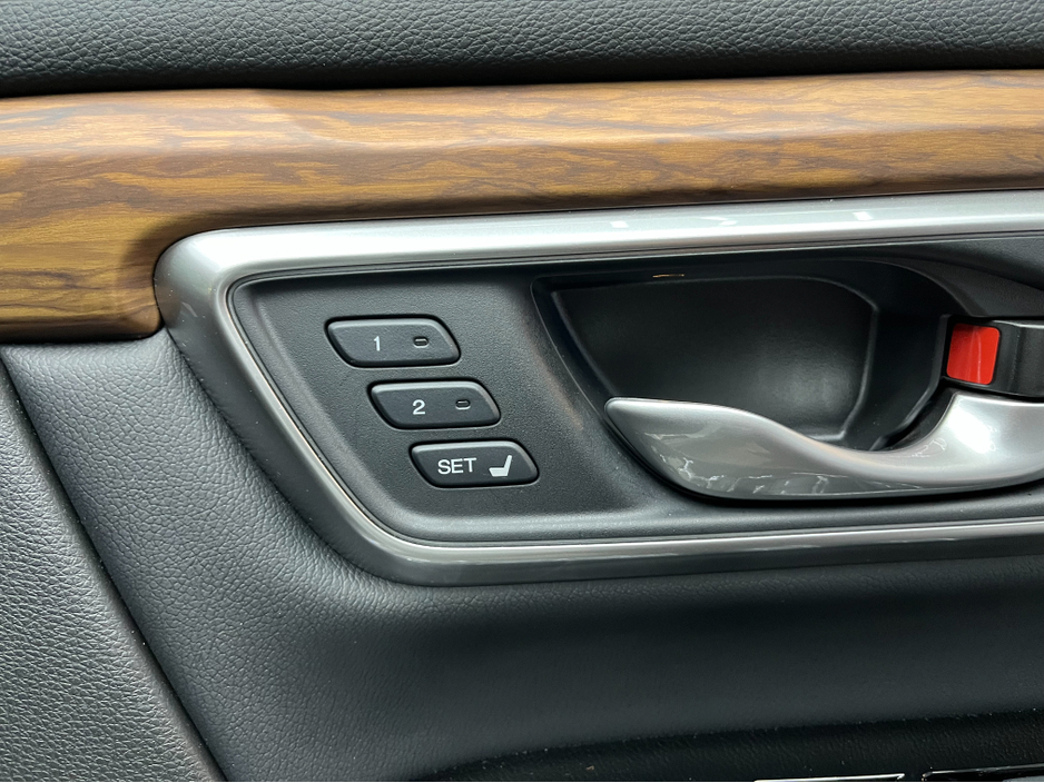 2019 Honda CR-V €27950! 2019 HONDA CR-V HYBRID EX MASTERPIECE 2.0 AUTOMATIC / CRUISE CONTROL / REVERSE CAMERA / ELECTRIC MEMORY & HEATED SEATS / PADDLE SHIFTERS €27,950