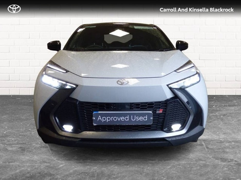 2024 Toyota C-HR - image 5