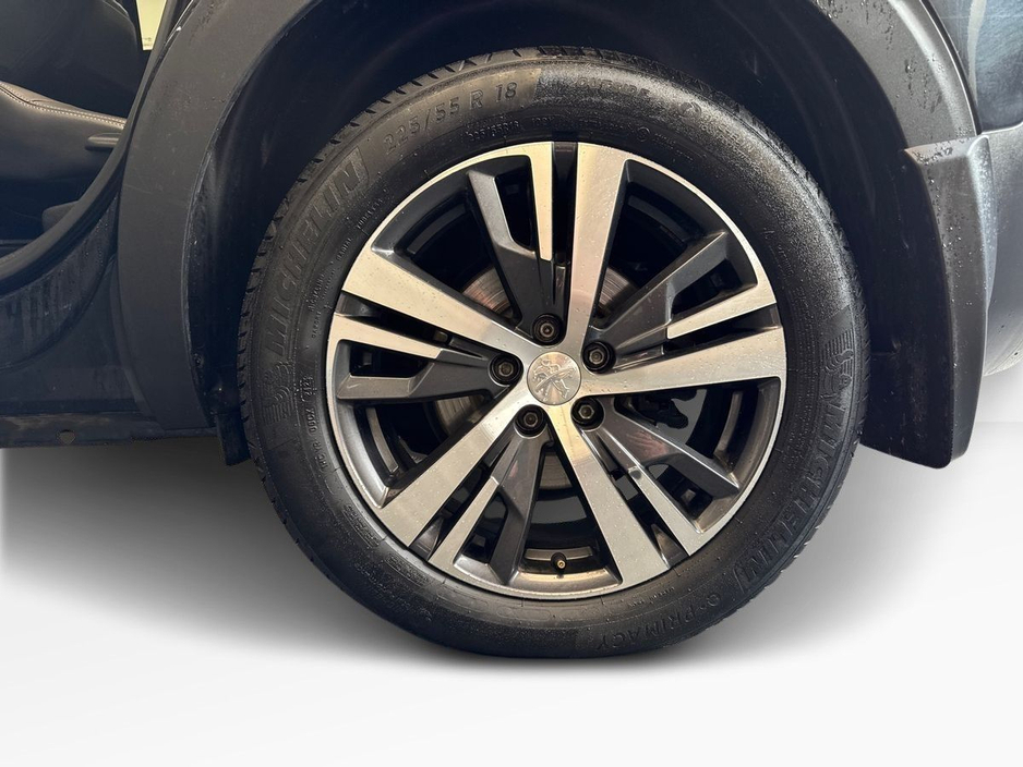 2024 Peugeot 5008 - image 5