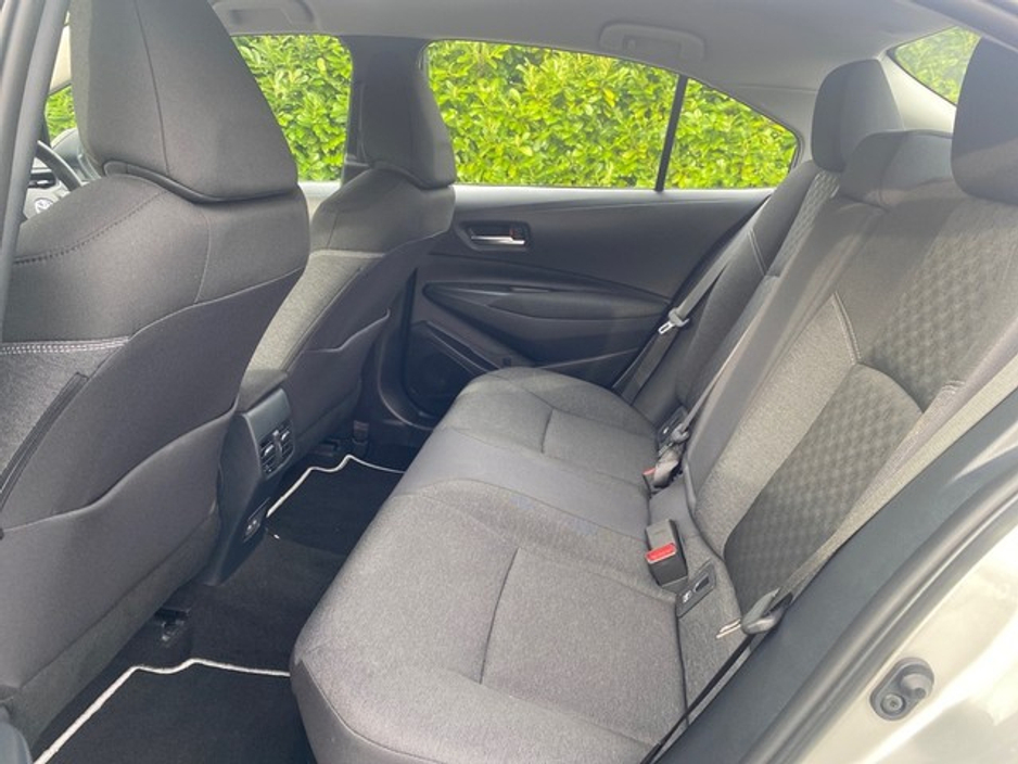 2025 Toyota Corolla - image 7