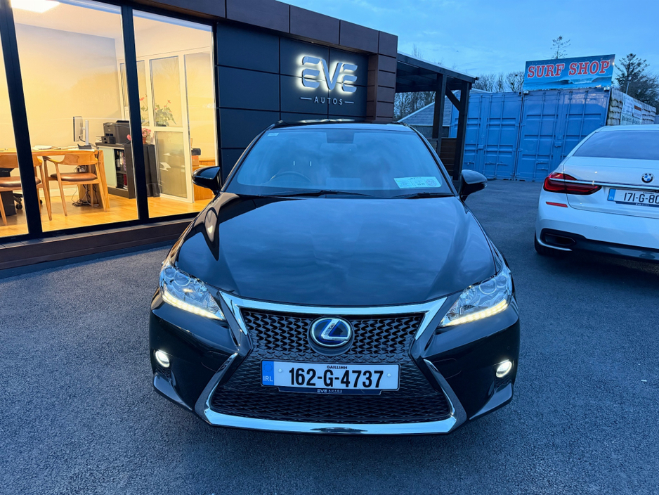 2016 Lexus CT 200 h - image 8