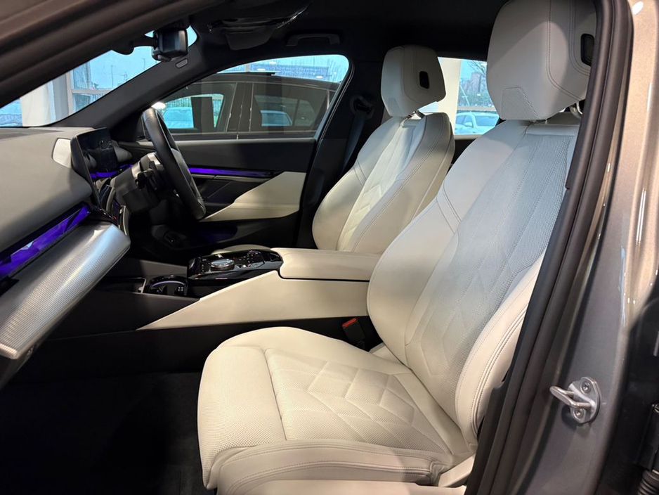 2025 BMW 5 Series 530e M-SPORT=IVORY INTERIOR//AS NEW//D REG=2 YEAR BMW WARRANTY=TAILORED FINANCE PACKAGES AVAILABLE=TRADE IN’S WELCOME €64,995