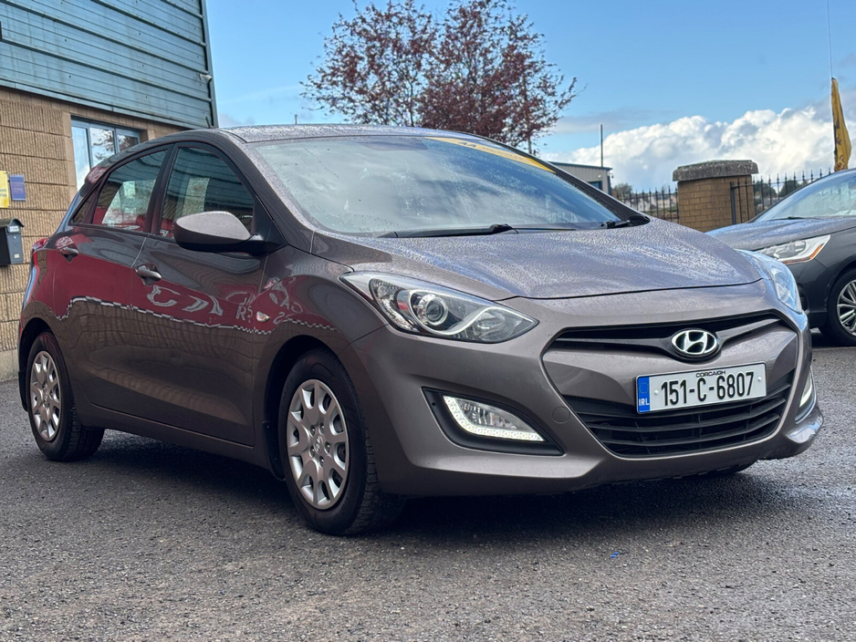 2015 Hyundai i30 - image 4