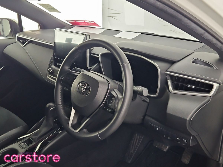 2020 Toyota Corolla - image 9