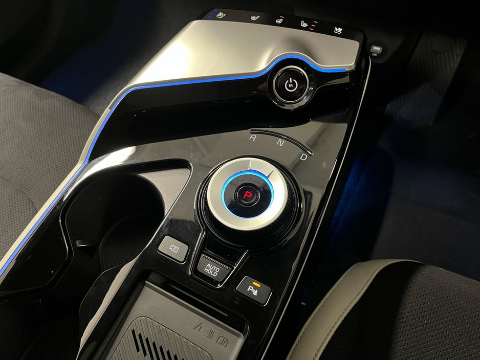 2024 Kia EV6 - image 4