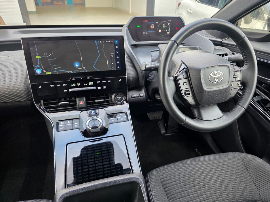 2024 Toyota bZ4X - image 13