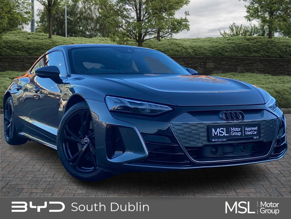 2022 Audi e-tron - image 2