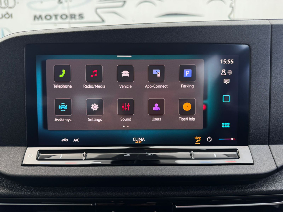 2025 Volkswagen Caddy Maxi Life LIFE TDI 122BHP A7F 5DR A €42,500