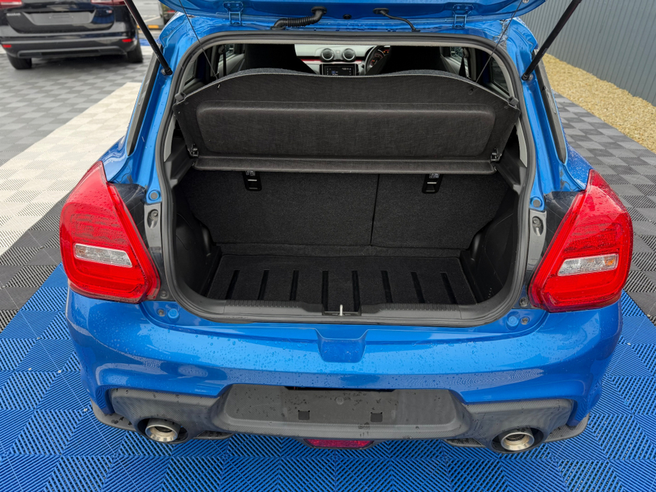 2019 Suzuki Swift - image 29