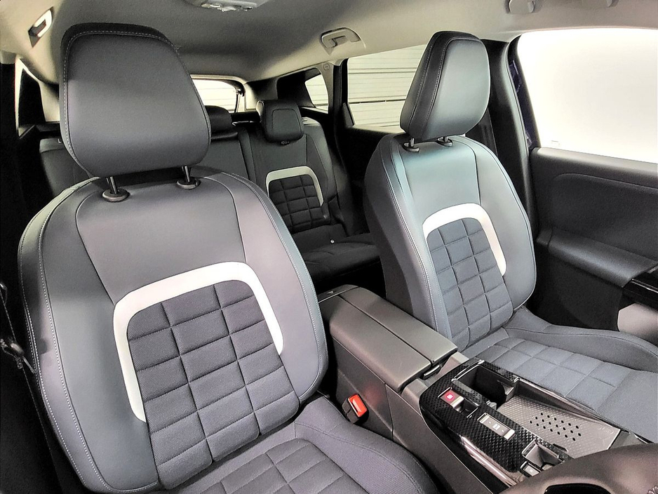 2026 Citroen C5 Aircross - image 12