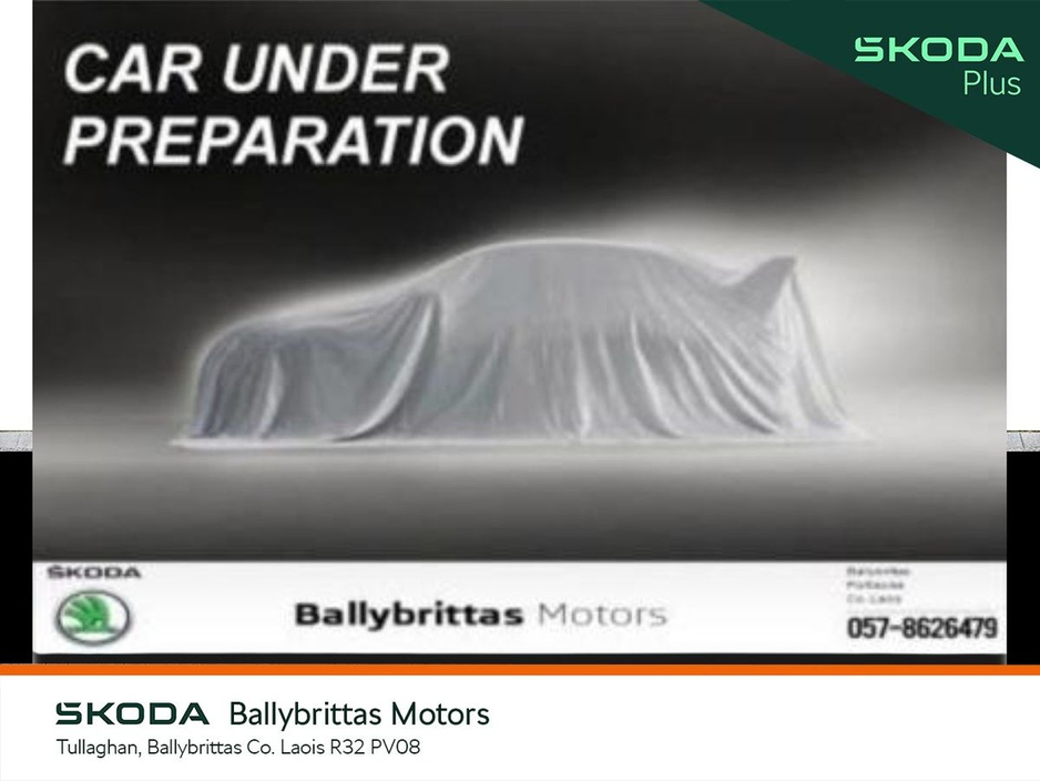 2023 Skoda Octavia - image 3