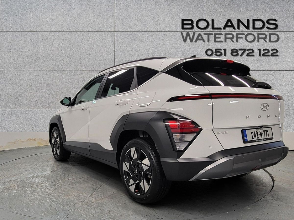 2024 Hyundai Kona 1.6 HYBRID Elegance Auto €120 per week €33,975