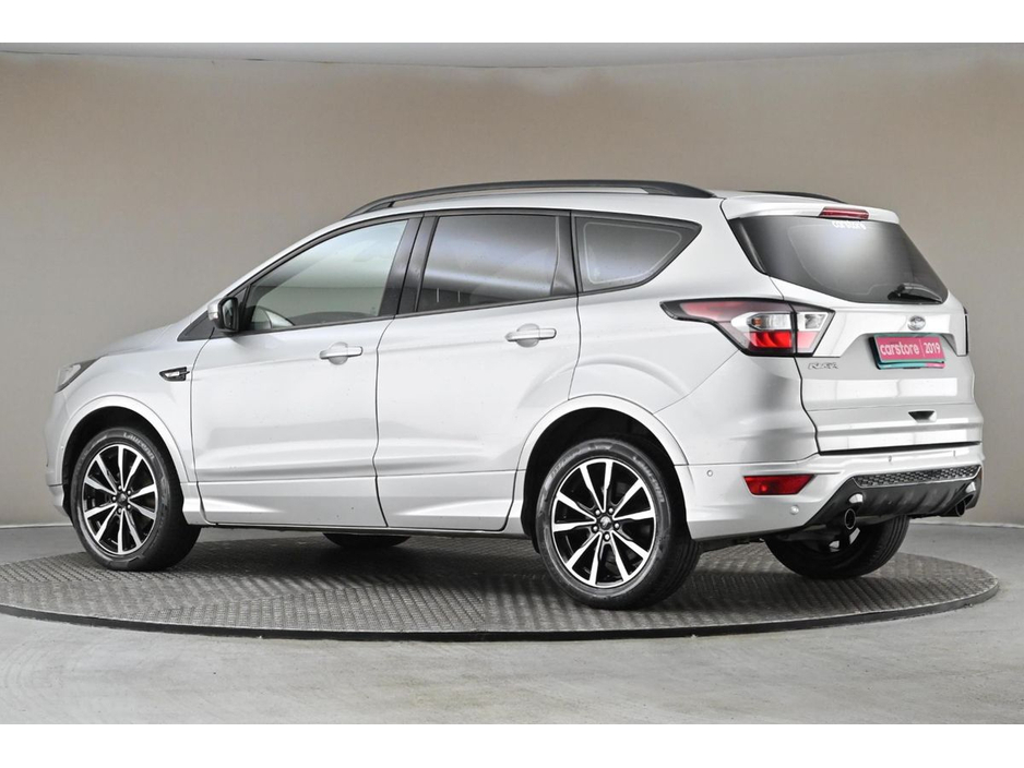 2019 Ford Kuga - image 6