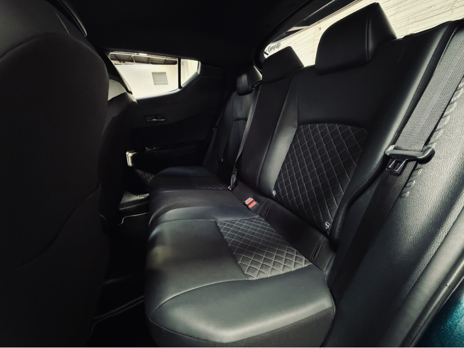 2019 Toyota C-HR - image 11